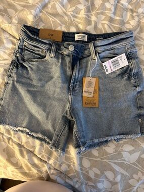 Kensie Light Blue Denim Frayed Hem Cutoff Shorts